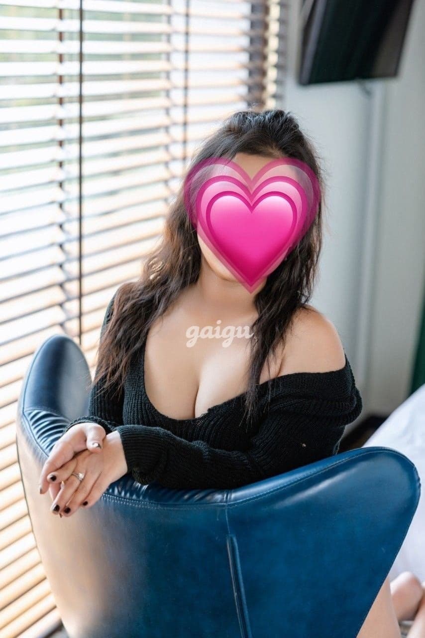 Mỹ Linh - Gái dâm , vú to căng tròn , thân hình bốc lửa , chiều khách dịch vụ tốt - Thumbnail 12