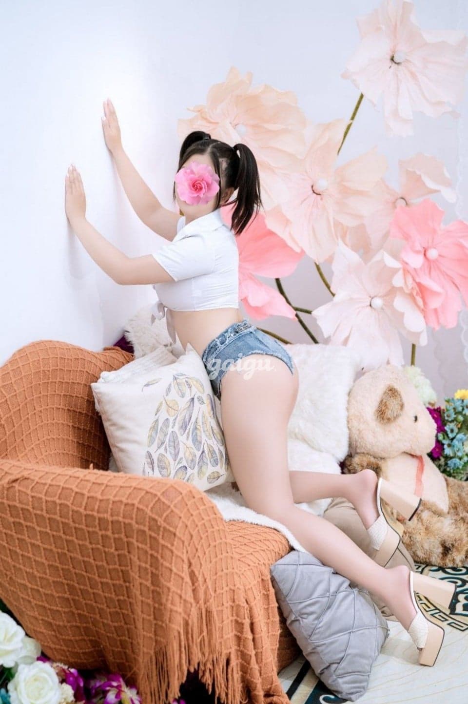 ÁI VÂN - SIÊU DÂM - MÔNG TO - PHỤC VU CHU ĐÁO - Thumbnail 8