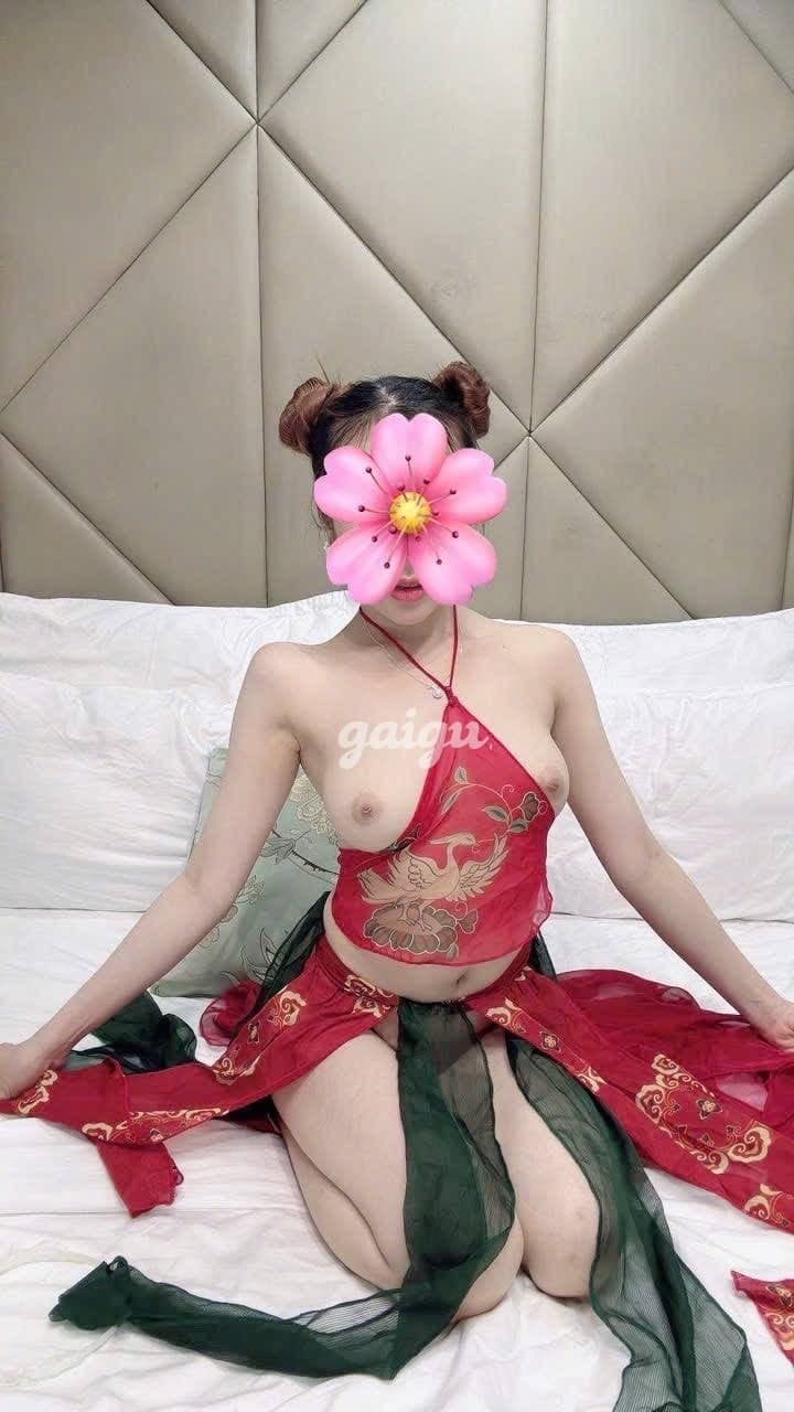 New QUỲNH AN- Dáng Minh Dây,Vú Căng Tròn,Chiều Khách - Thumbnail 5