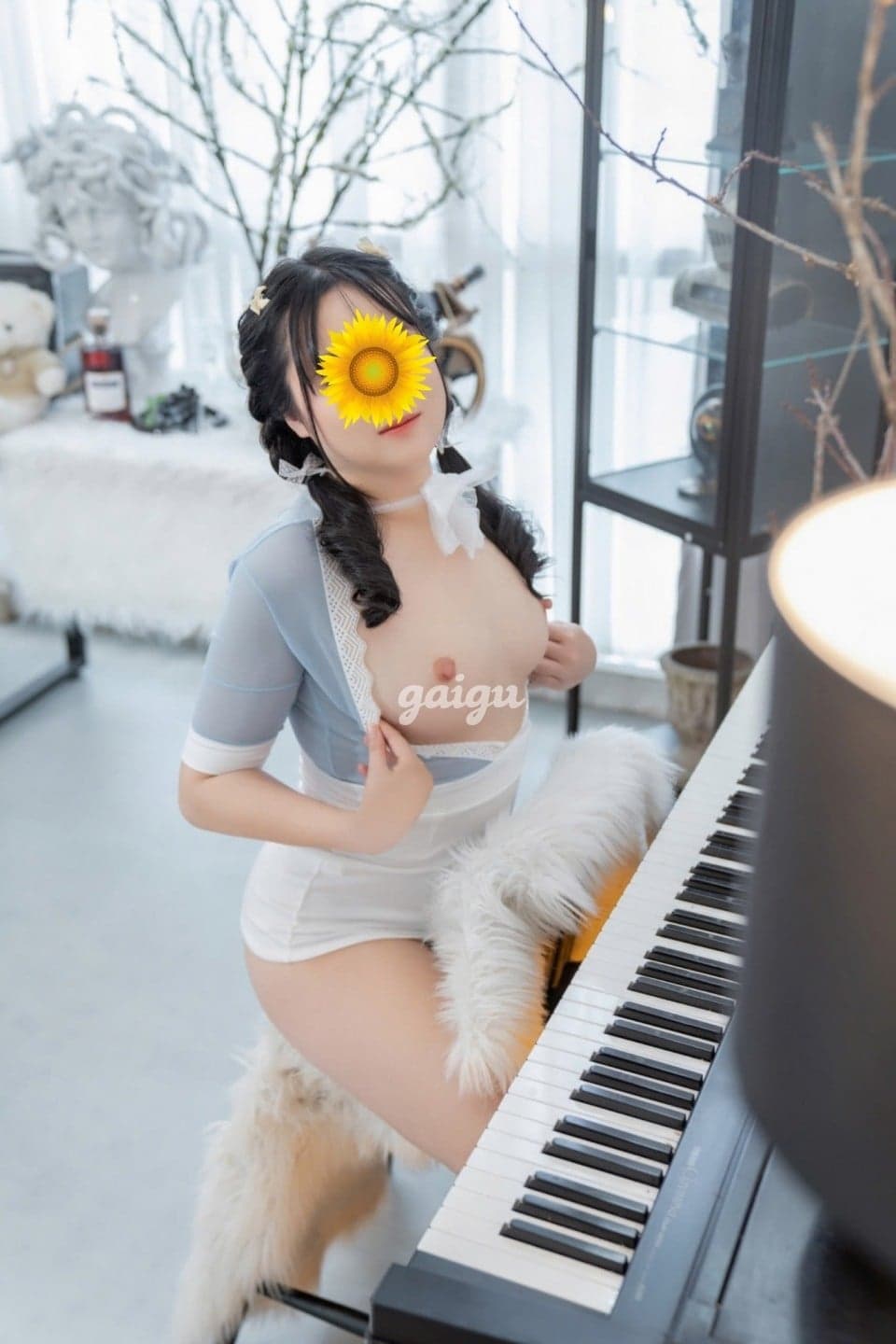 PHƯƠNG ANH CÔ BÉ NGÂY NGÔ MỚI VÀO NGHỀ ĐI LÀM - Thumbnail 4