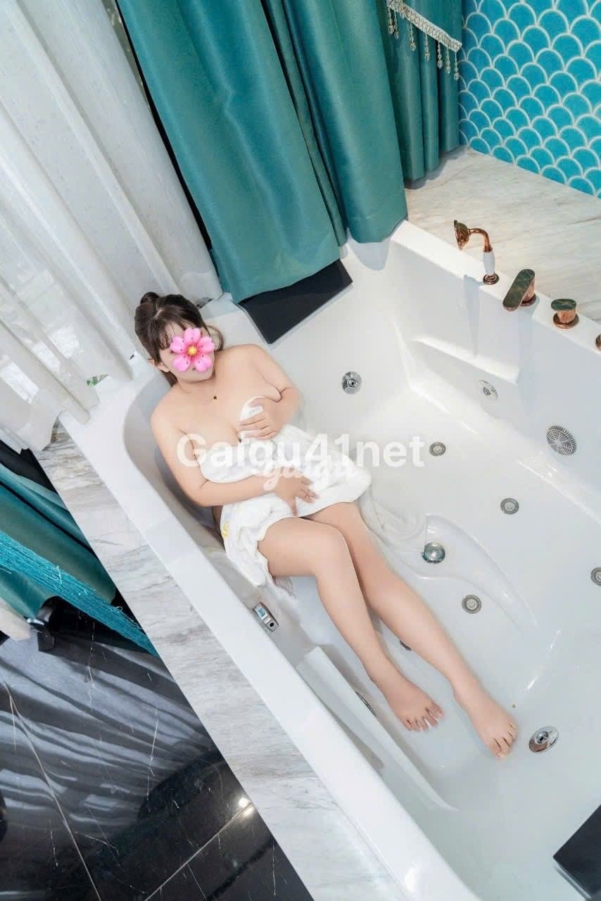 NHUNG VÚ TO hàng nhiều nước tha hồ vét - Thumbnail 9