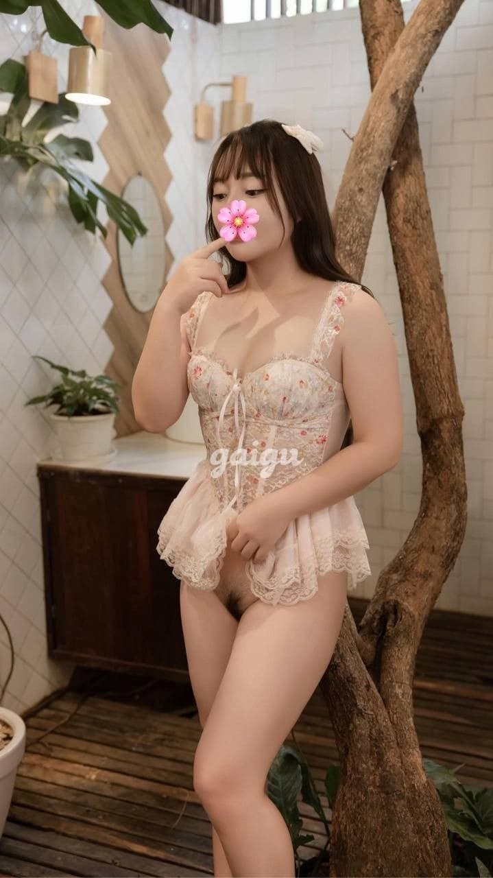 New♥️Bé Diệu Linh ❤️ Gái mới face xinh dễ thương - Thumbnail 11