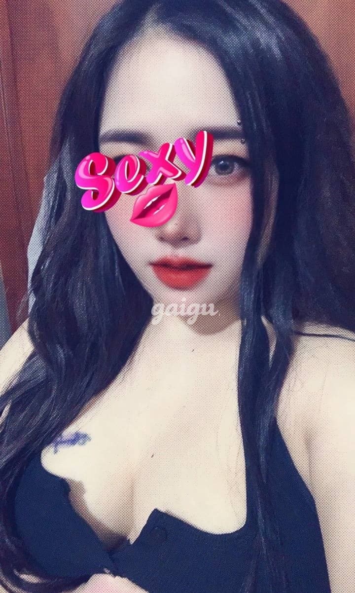 MAI VY XINH TUYỆT PHẨM VÚ TO ĐÁ BỊ BÚ NÚT CU SEXY DÂM ĐÃNG - Ảnh 1