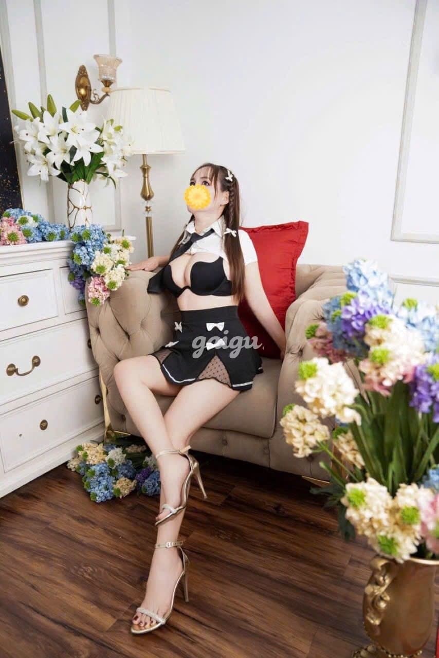 Tuyết_ ngân  hàng mới hót - Thumbnail 18