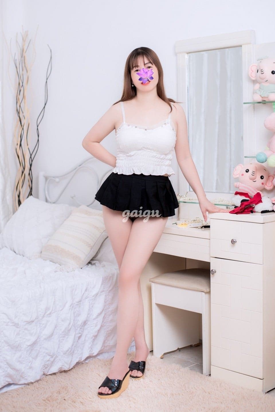 Mỹ Duyên  | Cô giáo có biệt danh thánh bú liếm. - Ảnh 1