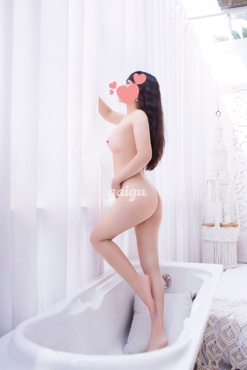 PHƯƠNG VY, DÁNG NGƯỜI NHỎ NHẲN LÀM TÌNH ĐÊ MÊ - Thumbnail 11