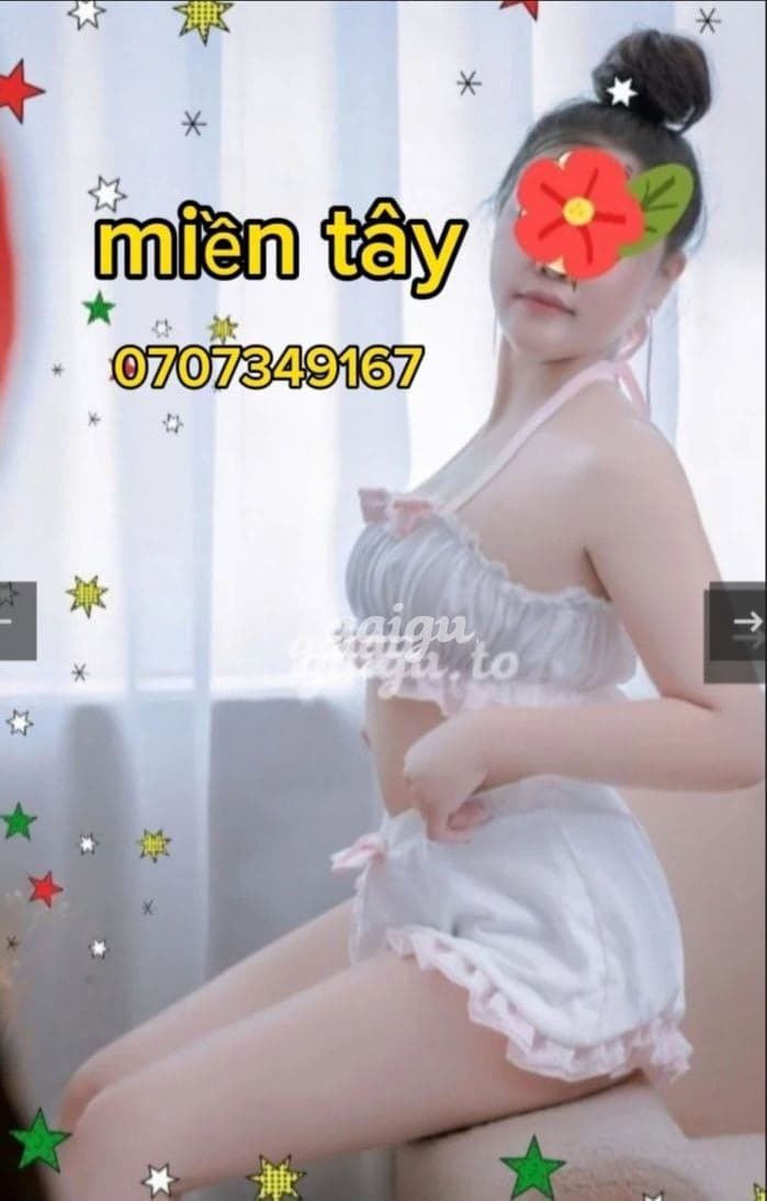 Ngọc Minh - Cực Ngoan Xinh Chiều Khách Cực Dâm - Thumbnail 2
