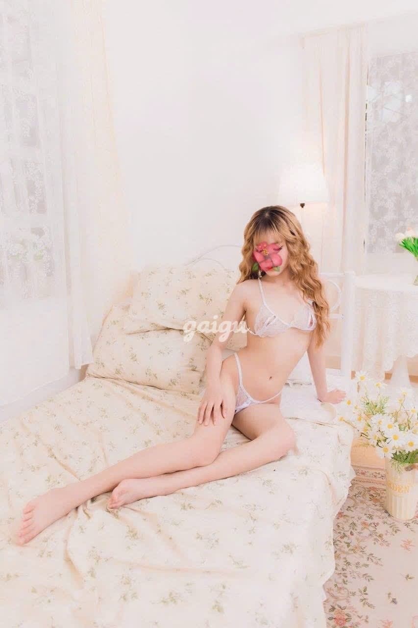 QUỲNH BABY gái mình dây non tơ xinh dâm - Thumbnail 2