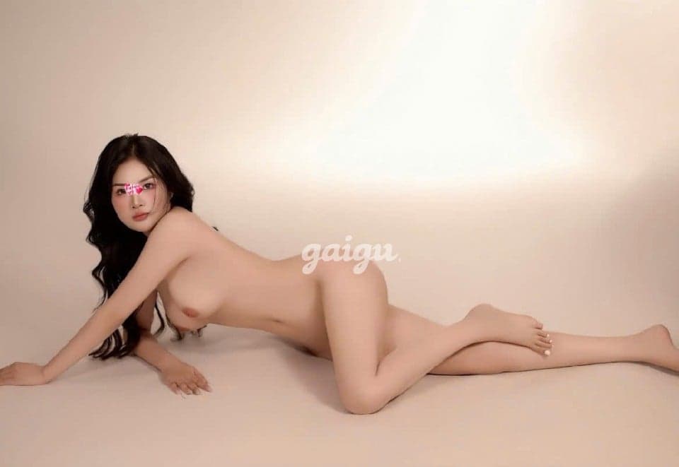 Nhã Uyên - Gái Mới Lớn - Xinh - Ngoan - Yêu - Chiều ! - Thumbnail 15