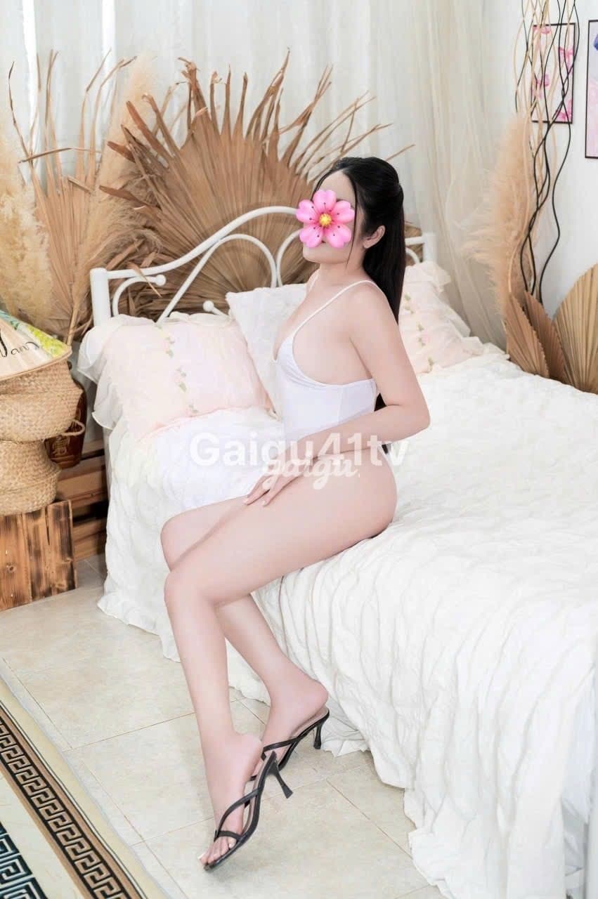 QUỲNH ANH - SIÊU NHIỆT TÌNH - VUI VẺ - Thumbnail 2