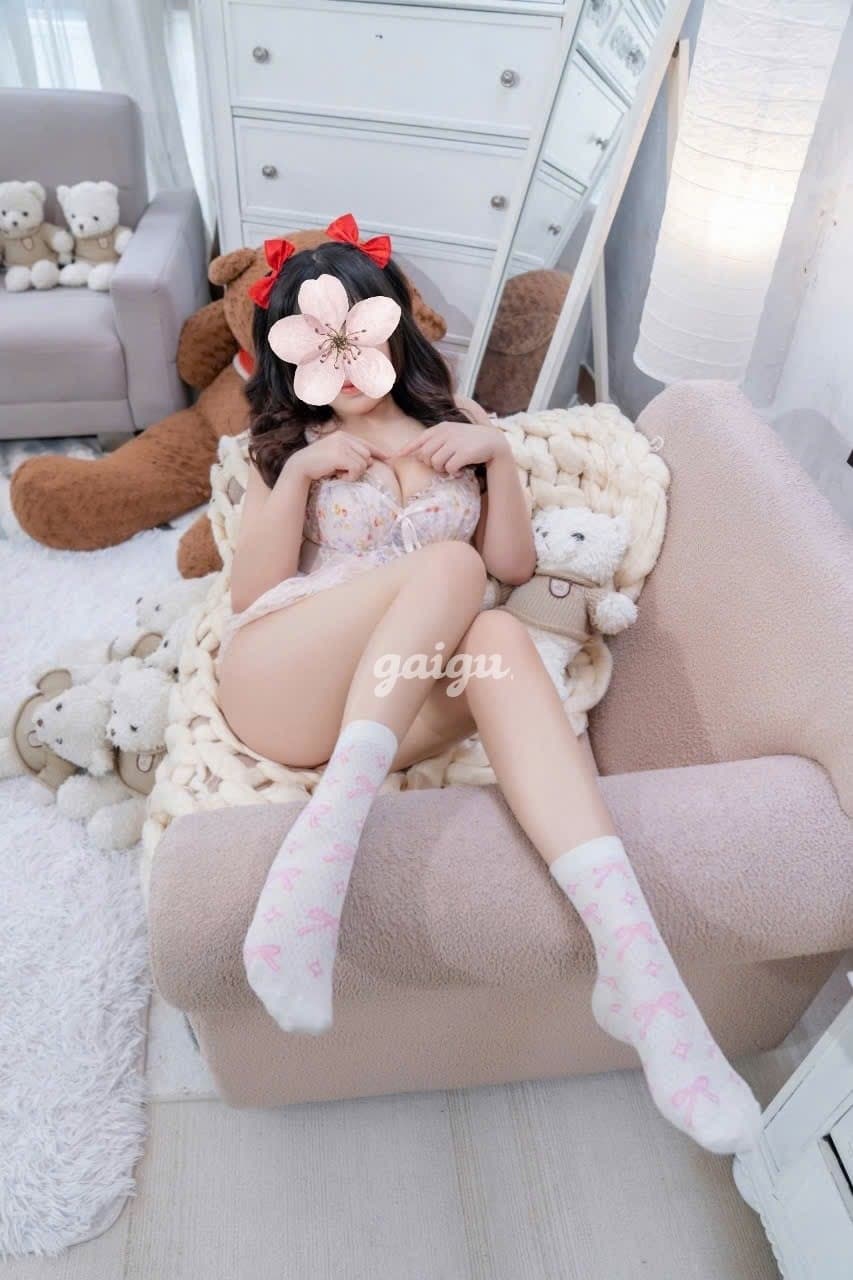 Ái vy hàng ngon xinh xắn - Thumbnail 13