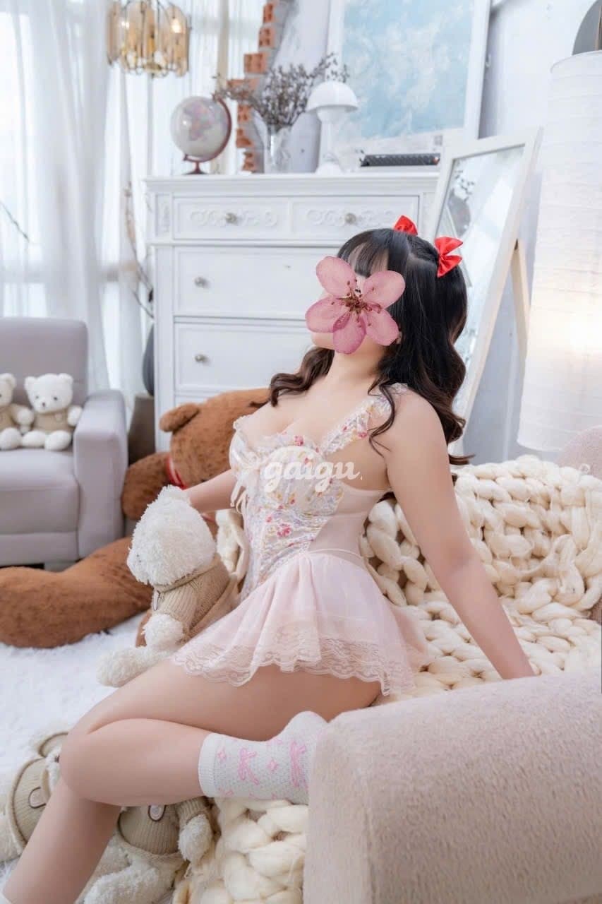 Ái vy hàng ngon xinh xắn - Thumbnail 2