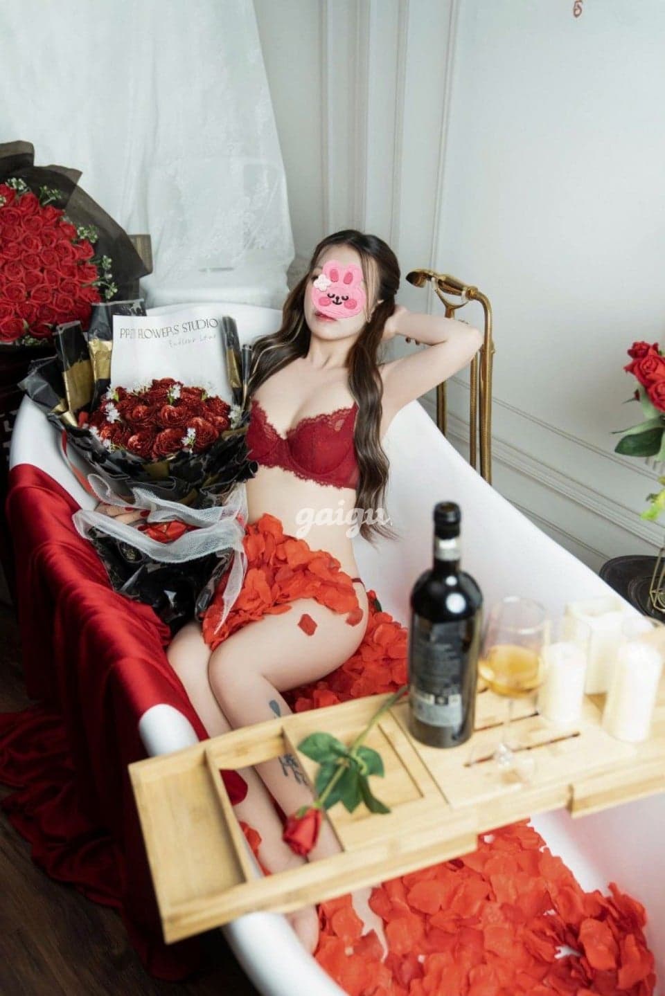 New LINH NHI - Da Trắng Mặt Xinh,Làm Tình Kỹ Năng Điêu Luyện - Thumbnail 4