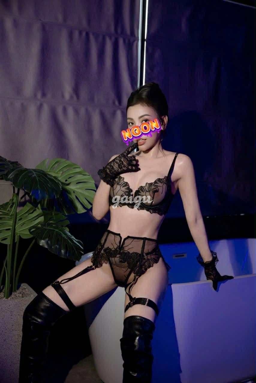 NEW ⭐ Emy Vú Bự + Mông To Mộng Nước Xinh Cực - Thumbnail 9