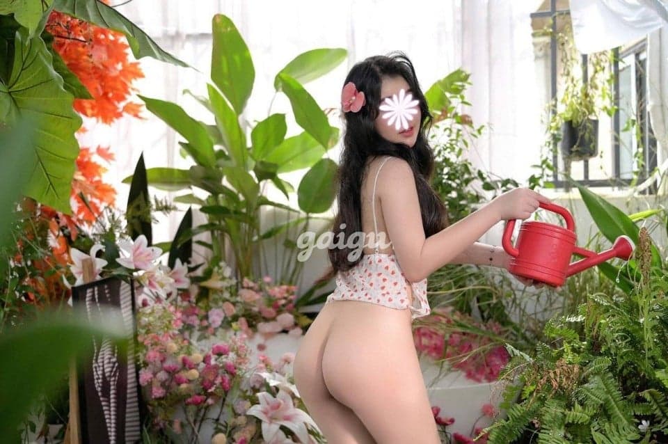 Phương Anh - Siêu Phẩm 2K4 Tình Cảm Ngây Thơ, Nghe Lời Hết Mực - Thumbnail 2