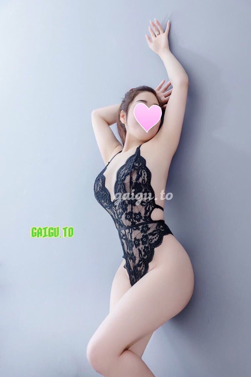 MAI PHƯƠNG Gái Xinh - Ngực To Body Đẹp - Eo Thon Dáng Chuẩn - Thumbnail 5