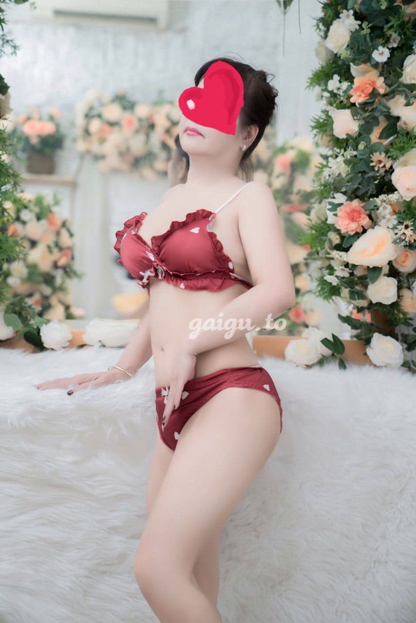 (ĐÃ TIÊM VACXIN) QUẾ LAN CÔ GIÁO TÌNH DỤC DÂM ĐÃNG THÈM BÚ CU - Ảnh 1