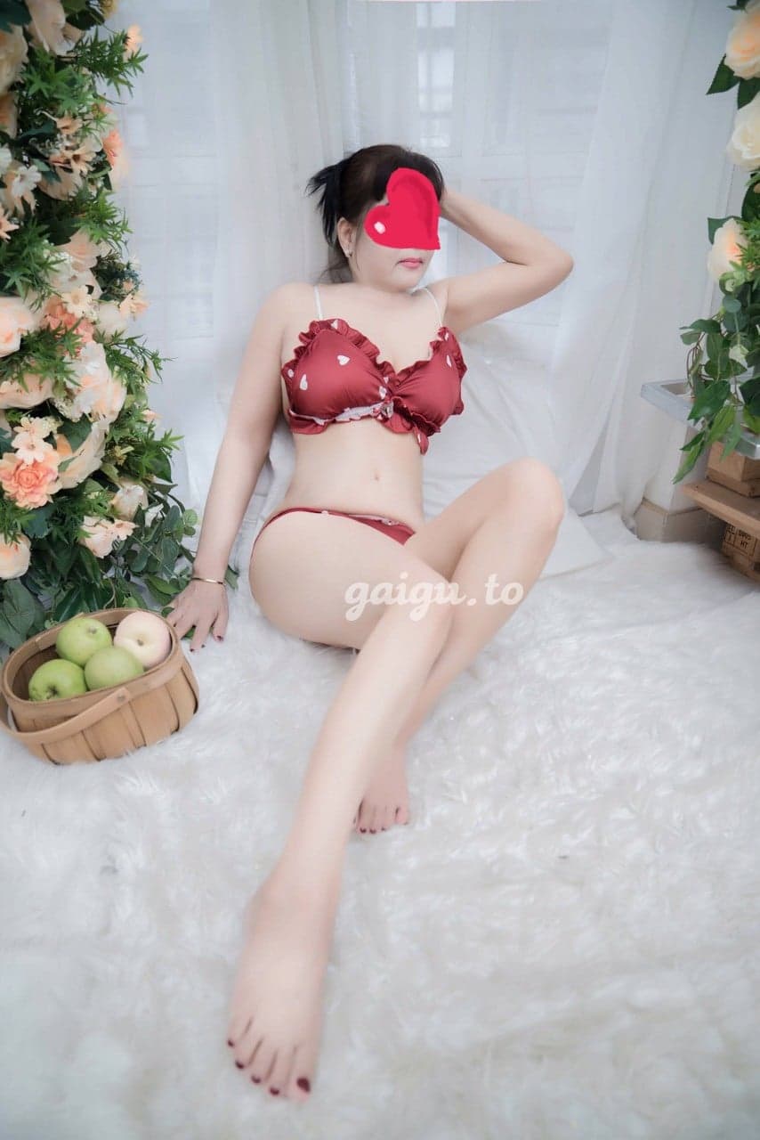 (ĐÃ TIÊM VACXIN) QUẾ LAN CÔ GIÁO TÌNH DỤC DÂM ĐÃNG THÈM BÚ CU - Thumbnail 8