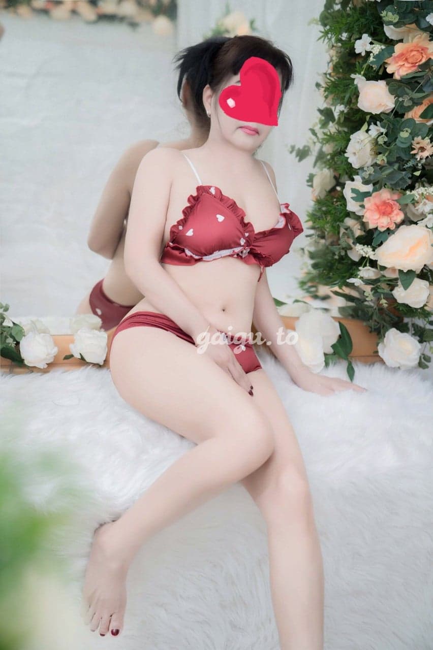 (ĐÃ TIÊM VACXIN) QUẾ LAN CÔ GIÁO TÌNH DỤC DÂM ĐÃNG THÈM BÚ CU - Thumbnail 3