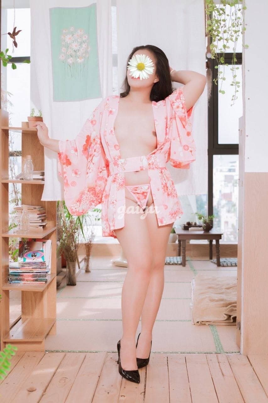 Thiên An - Dâm Nữ , Dáng Ngon ,Siêu Múp , Nhiều Nước - Thumbnail 5